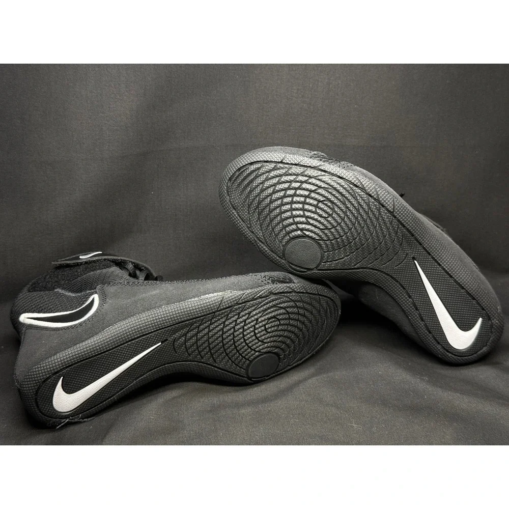 Nike Speedsweep VIII GS Kids Wrestling Shoes Black White HF9131-001‎ Size 3.5Y
